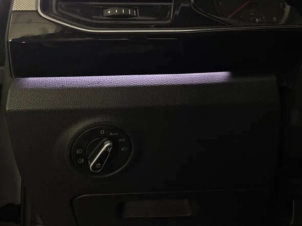 Volkswagen Tayron 2020 330TSI 2WD Luxury Smart Edition фото 6