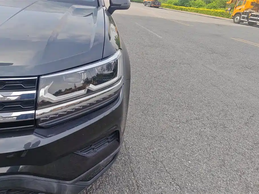Volkswagen Tharu 2019 280TSI FWD Luxury Edition China VI фото 5