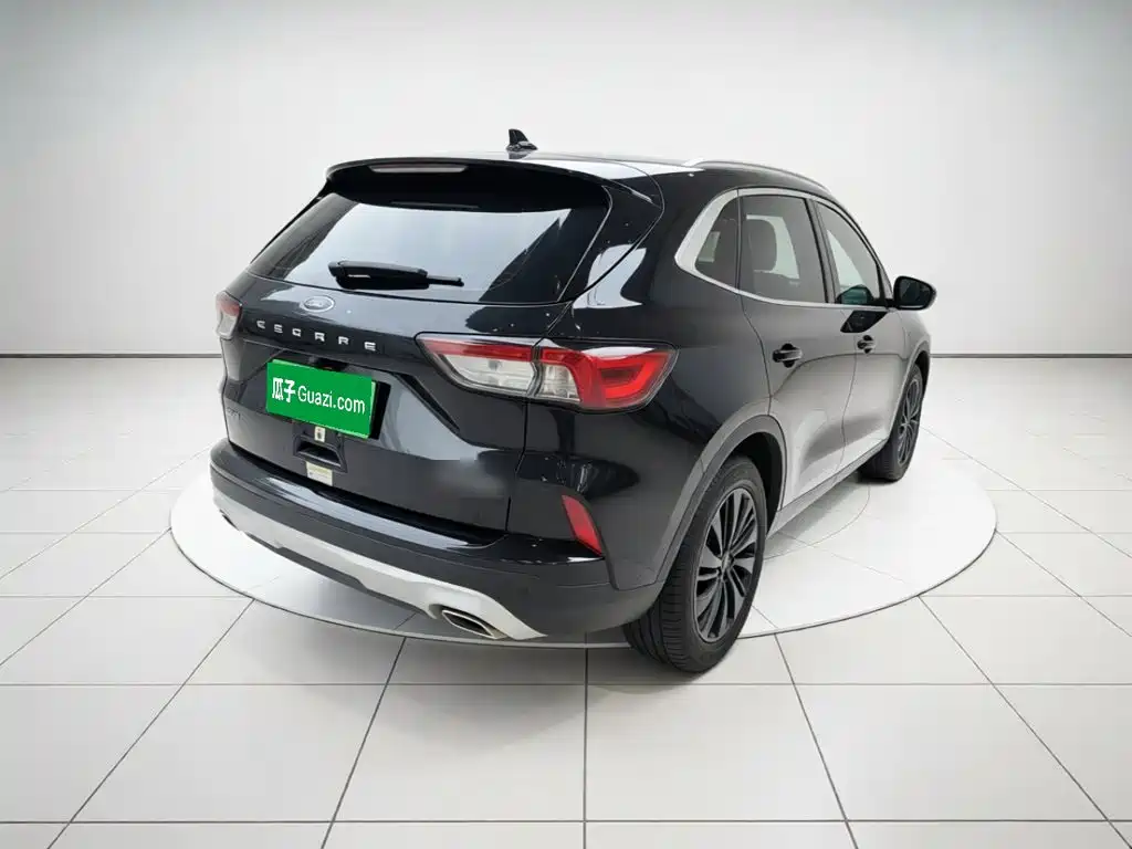 Ford Escape 2025 2024 Model EcoBoost 245 2WD Premium Edition