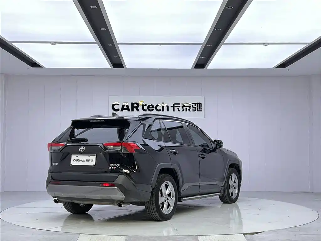 Toyota RAV4 Rongfang 2022 2.0L CVT 2WD Trend Edition фото 5
