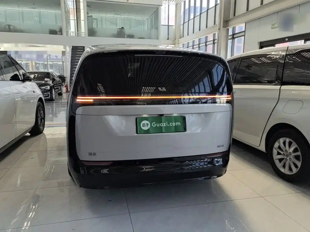 Li Auto MEGA 2024 2024 Ultra