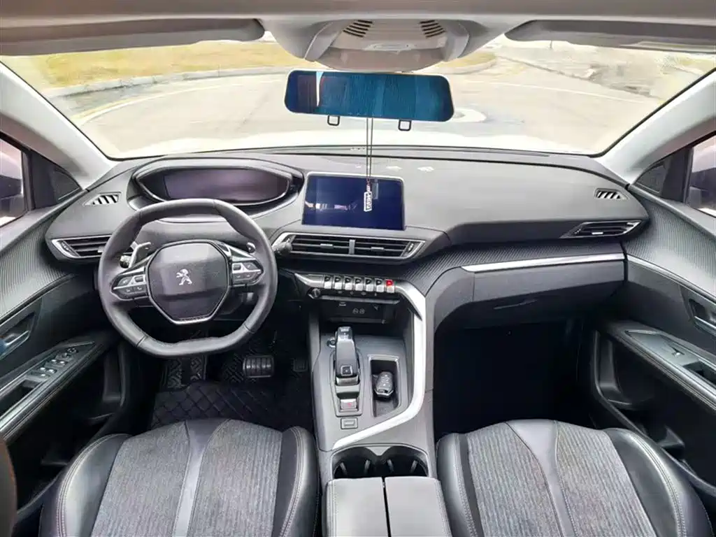 Peugeot 5008 2017 350THP 7-seat Elite Edition фото 14