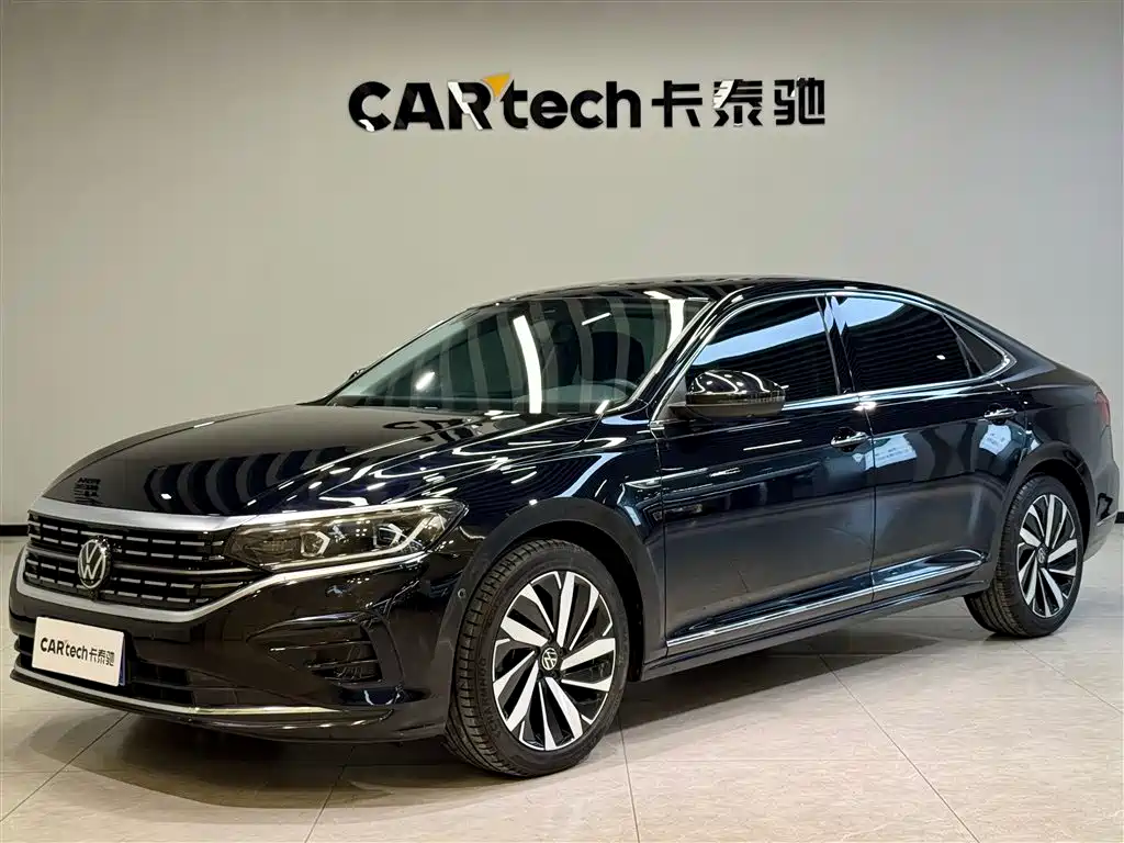 Volkswagen Passat 2024 380TSI Luxury