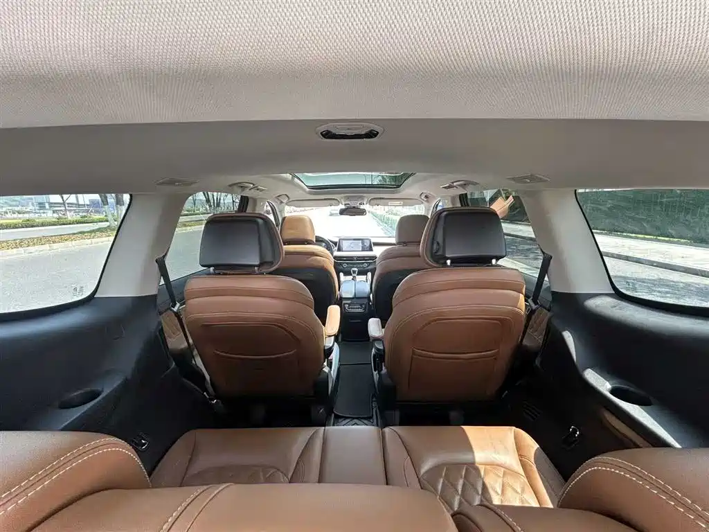 SAIC Maxus D90 2017 2.0T Automatic 4WD Sirius фото 14