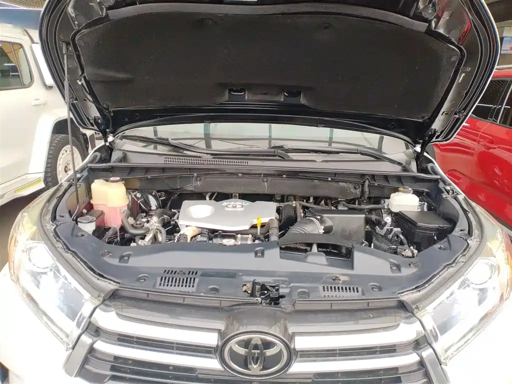 Toyota Highlander 2018 2.0T 4WD Premium 7-seater (China V) фото 20