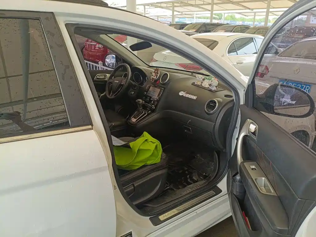 Photo 21 - Haval H6