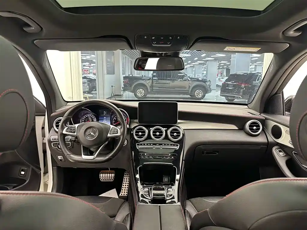 Mercedes-Benz GLC AMG 2017 AMG GLC 43 4MATIC фото 10