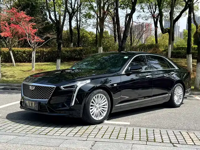 CADILLAC CT6