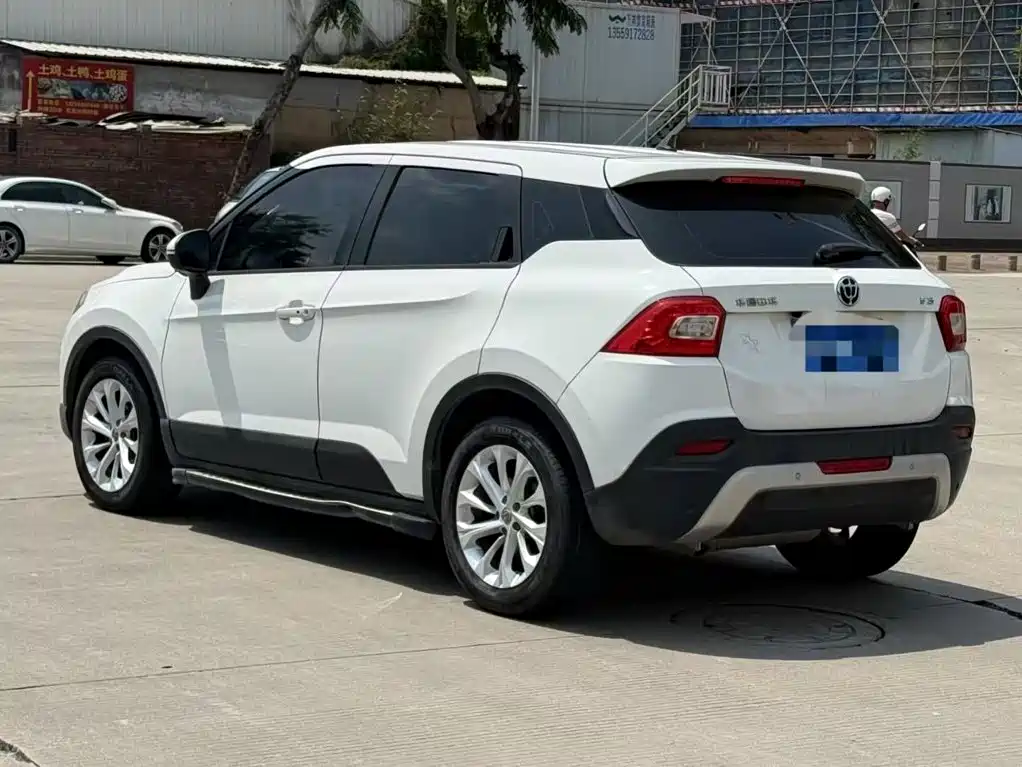 Zhonghua V3 2017 2016 1.5L Automatic Smart