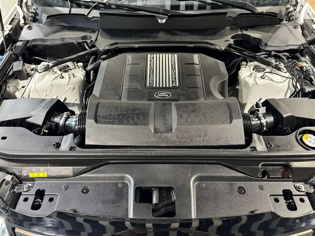 Land Rover Discovery 2018 3.0 SC V6 SE фото 11