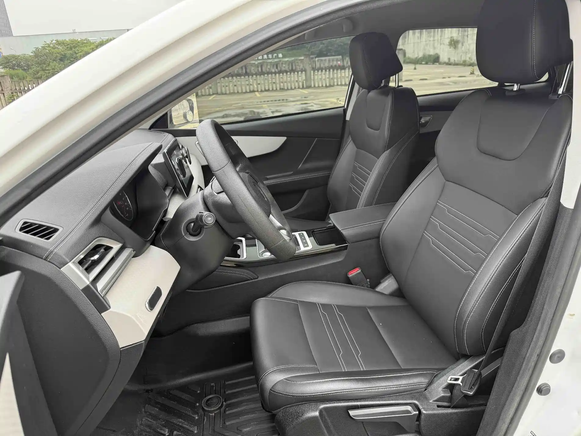 Фото 7 - BYD Qin New Energy
