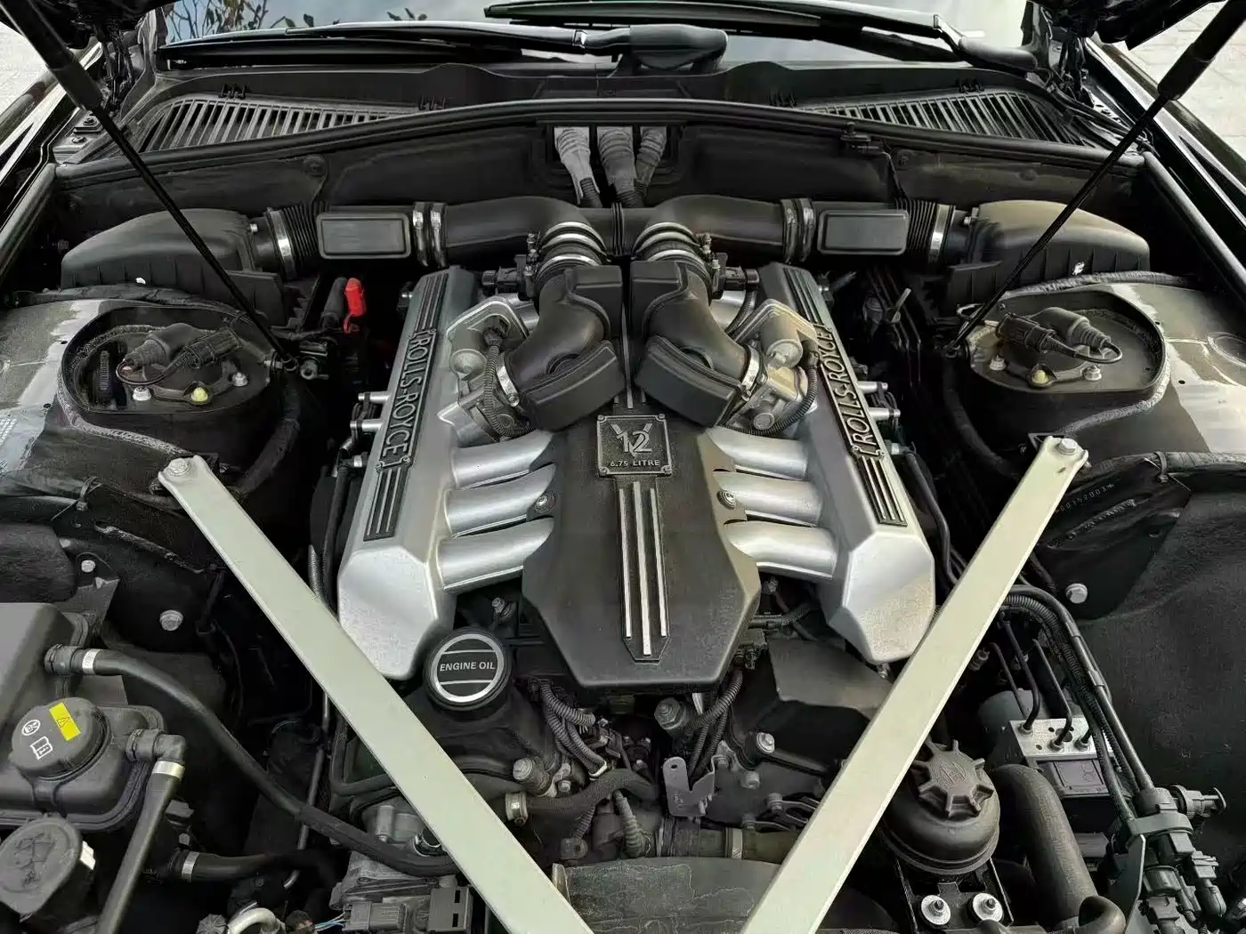 Rolls-Royce Phantom 2015 2013 6.7L Standard