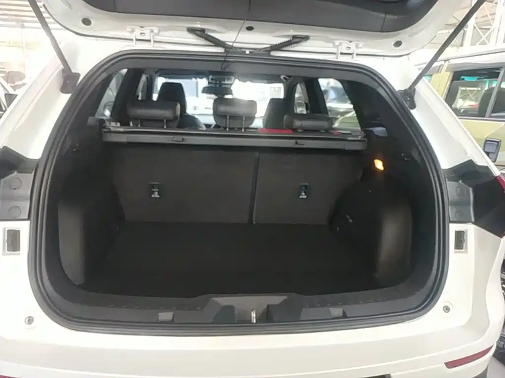 Photo 19 - Haval H6