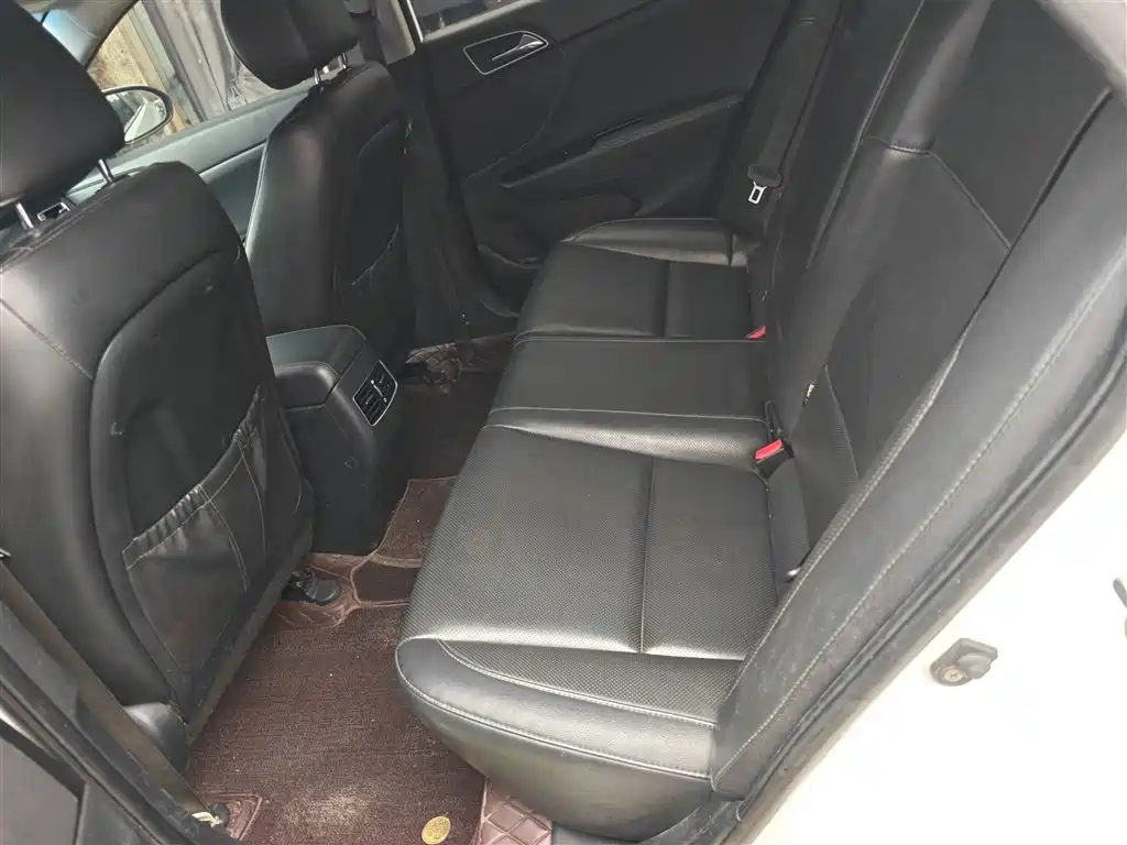 Hyundai Mistra 2016 1.8L Automatic Smart GLS фото 17