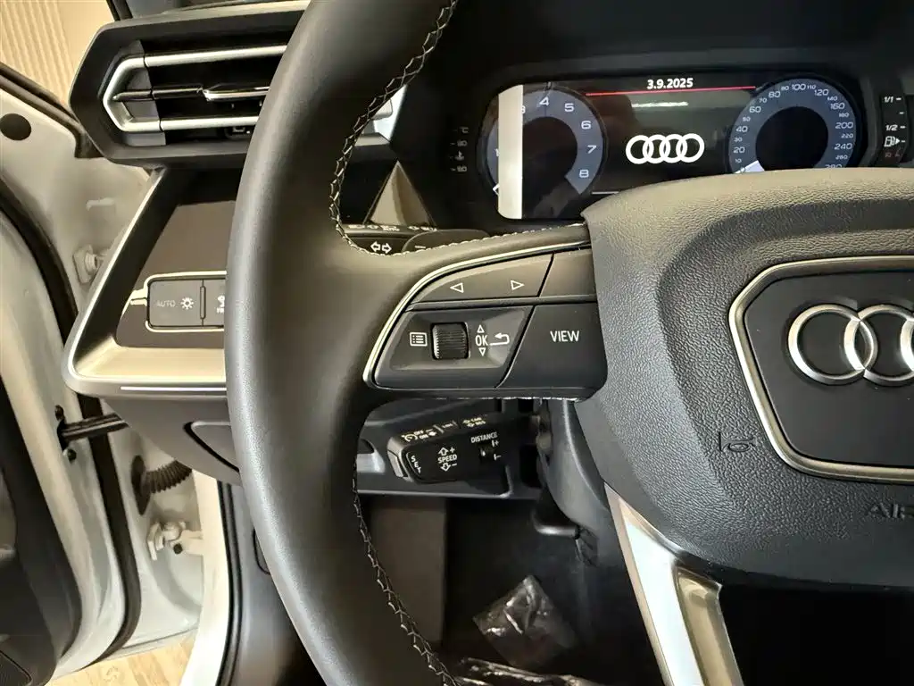 Audi A3 2025 Sportback 35TFSI Flying Premium фото 26