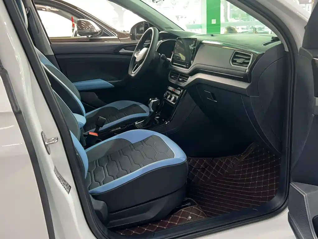 Volkswagen Tharu 2025 2025 Model Rising Star 300TSI Aspiration Edition