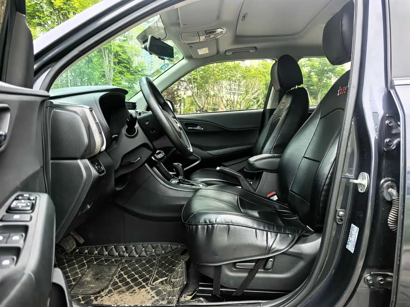 Hyundai Beijing Hyundai ix35 2019 2.0L Automatic 2WD Zhiyong·Smooth Enjoy China VI фото 4