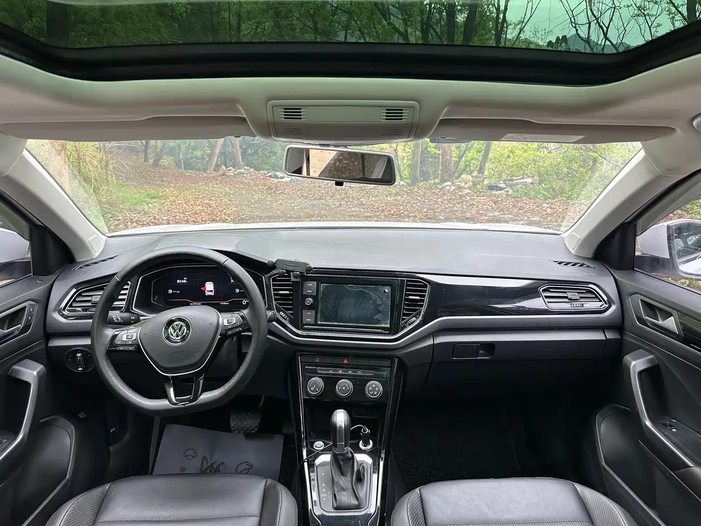 Volkswagen T-ROC 2019 280TSI DSG 2WD Luxury Type China VI фото 17