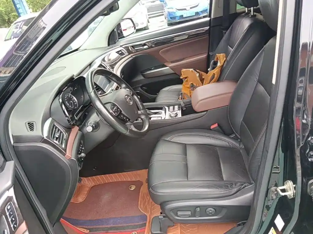 Фото 15 - GAC Trumpchi GS8