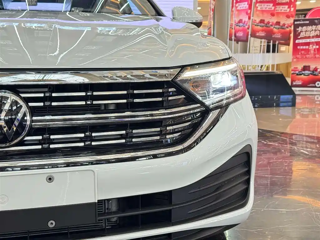 Volkswagen Sagitar 2025 Model Year Facelift 300TSI DSG Soaring Edition фото 12