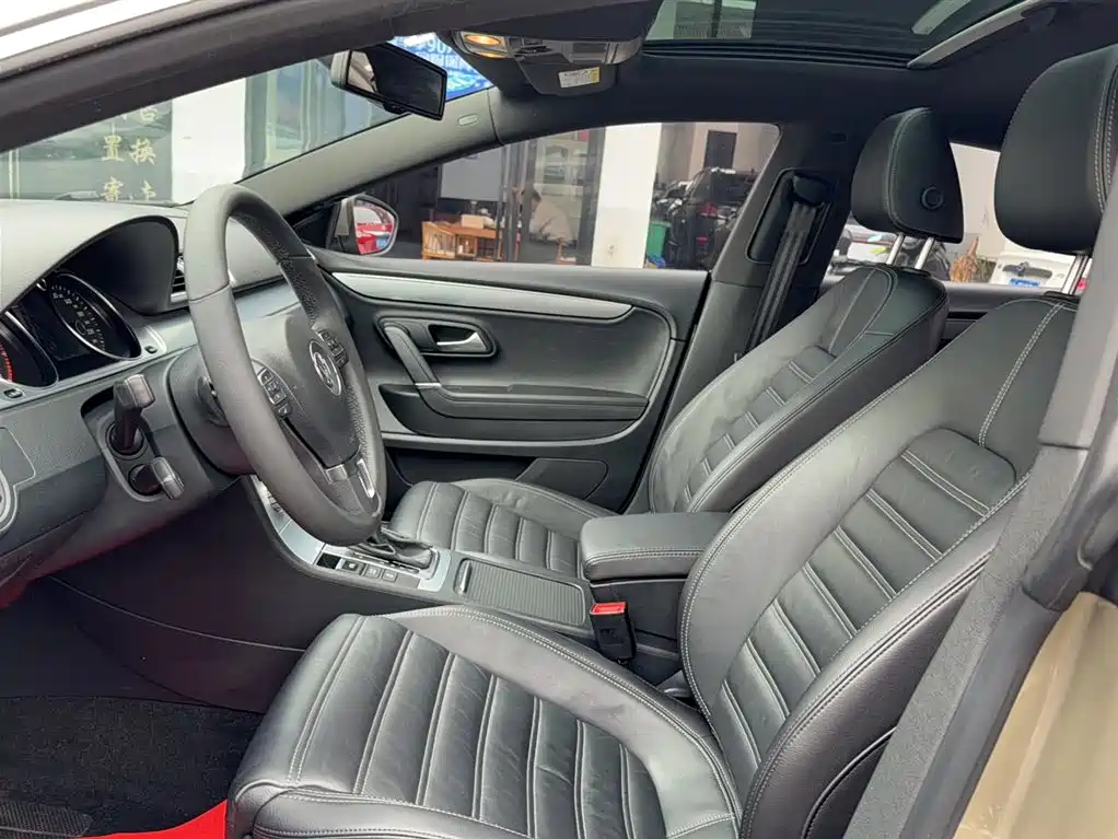 Volkswagen FAW-Volkswagen CC 2016 Model 1.8TSI Premium фото 17