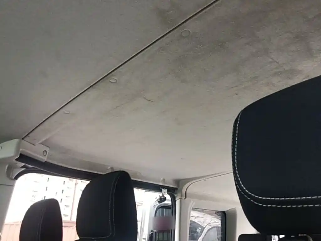 Iveco Daily 2023 2021 2.0T Manual Chaorui Short Wheelbase Low Roof Sliding Door F1A