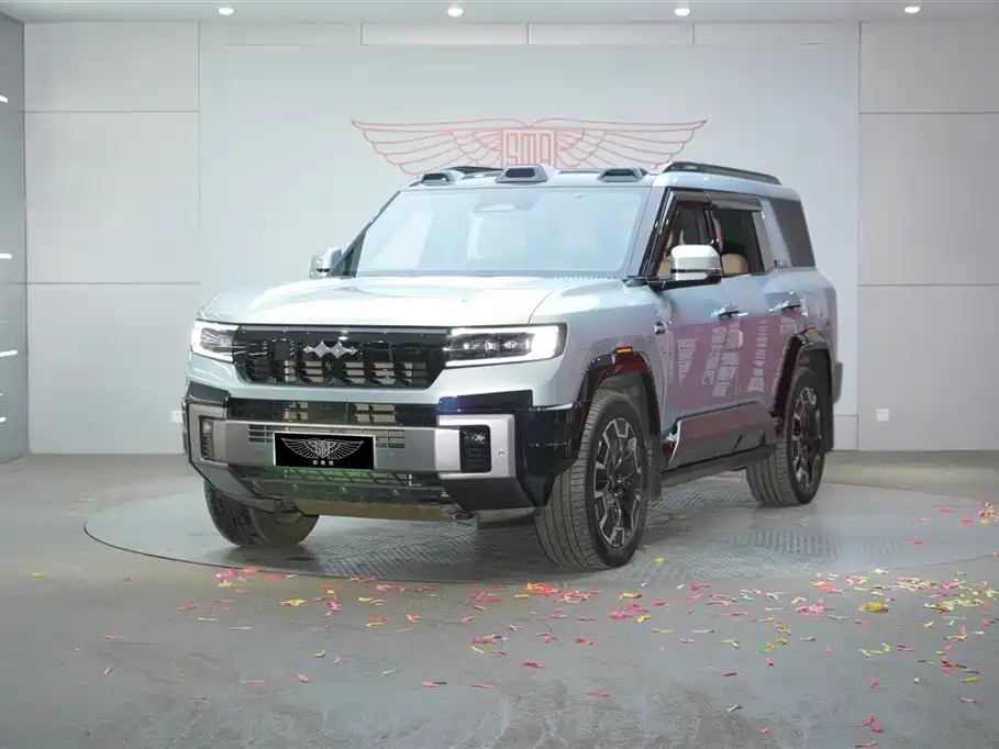 Fang Cheng Bao Leopard 8 2025 Zhiyong Flagship 6-Seater
