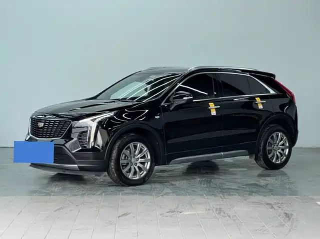 CADILLAC XT4