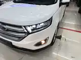 Фото 24 - Ford Edge
