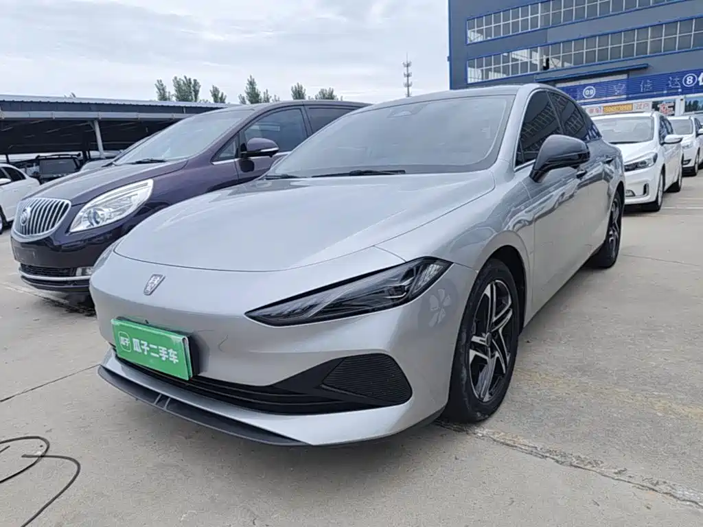 Roewe D7 2023 2023 DMH 125km Flagship Edition