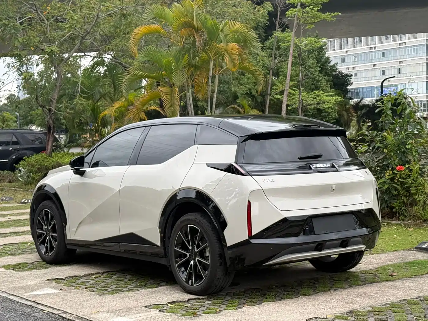 ZEEKR EXTREME KRYPTON X