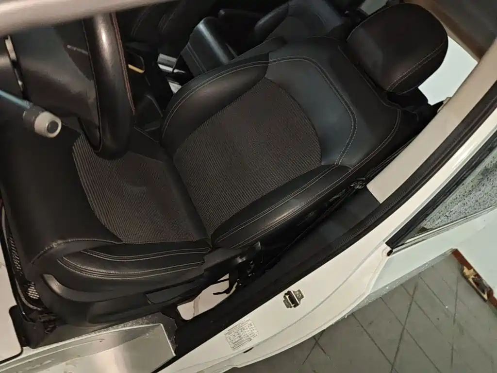 SAIC Maxus Maxus G10 2019 2018 PLUS 2.0T Auto Smart Enjoyment Edition