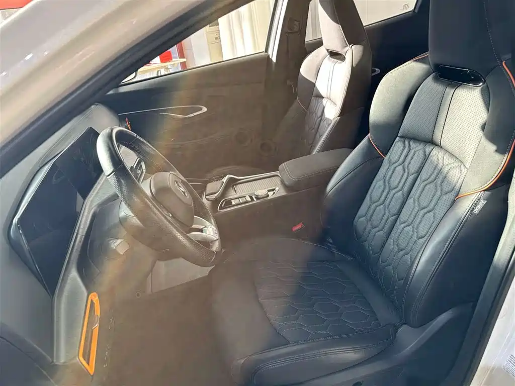 Changan UNI-T 2023 2022 2.0T Premium