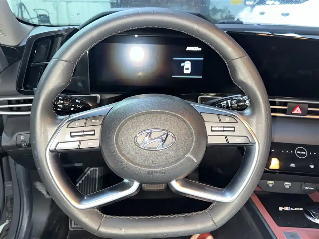 Hyundai Elantra 2021 1.5L CVT GLX Elite Edition фото 3
