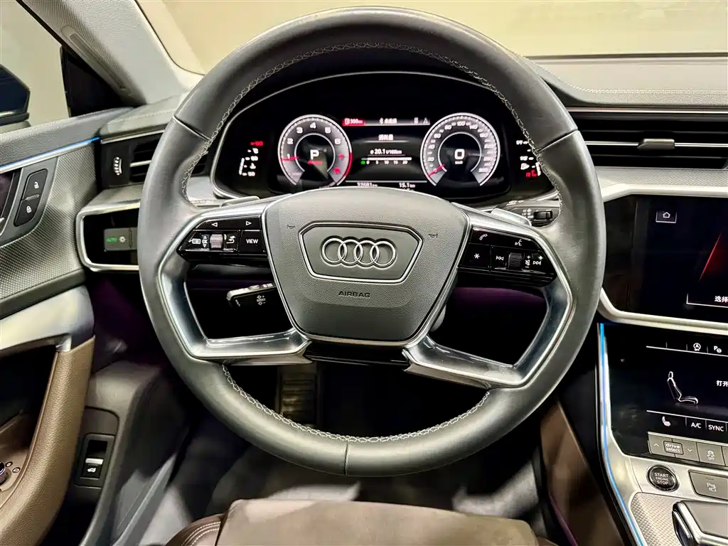 Audi A7L 2024 45TFSI quattro S-line Vision Edition Crystal Package фото 22