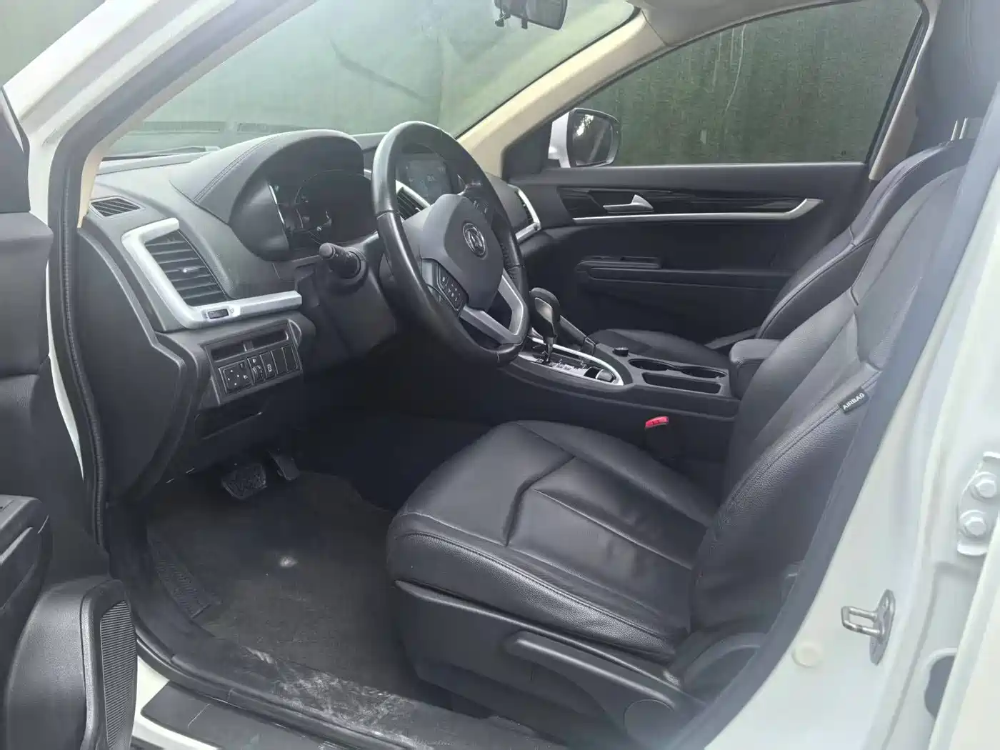 Dongfeng Aeolus Dongfeng Fengshen AX7 2016 2016 2.0L Automatic Smart Joy
