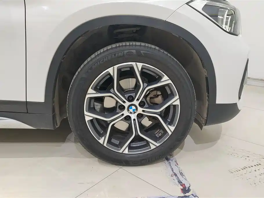 BMW X1 2021 sDrive20Li Exclusive фото 6