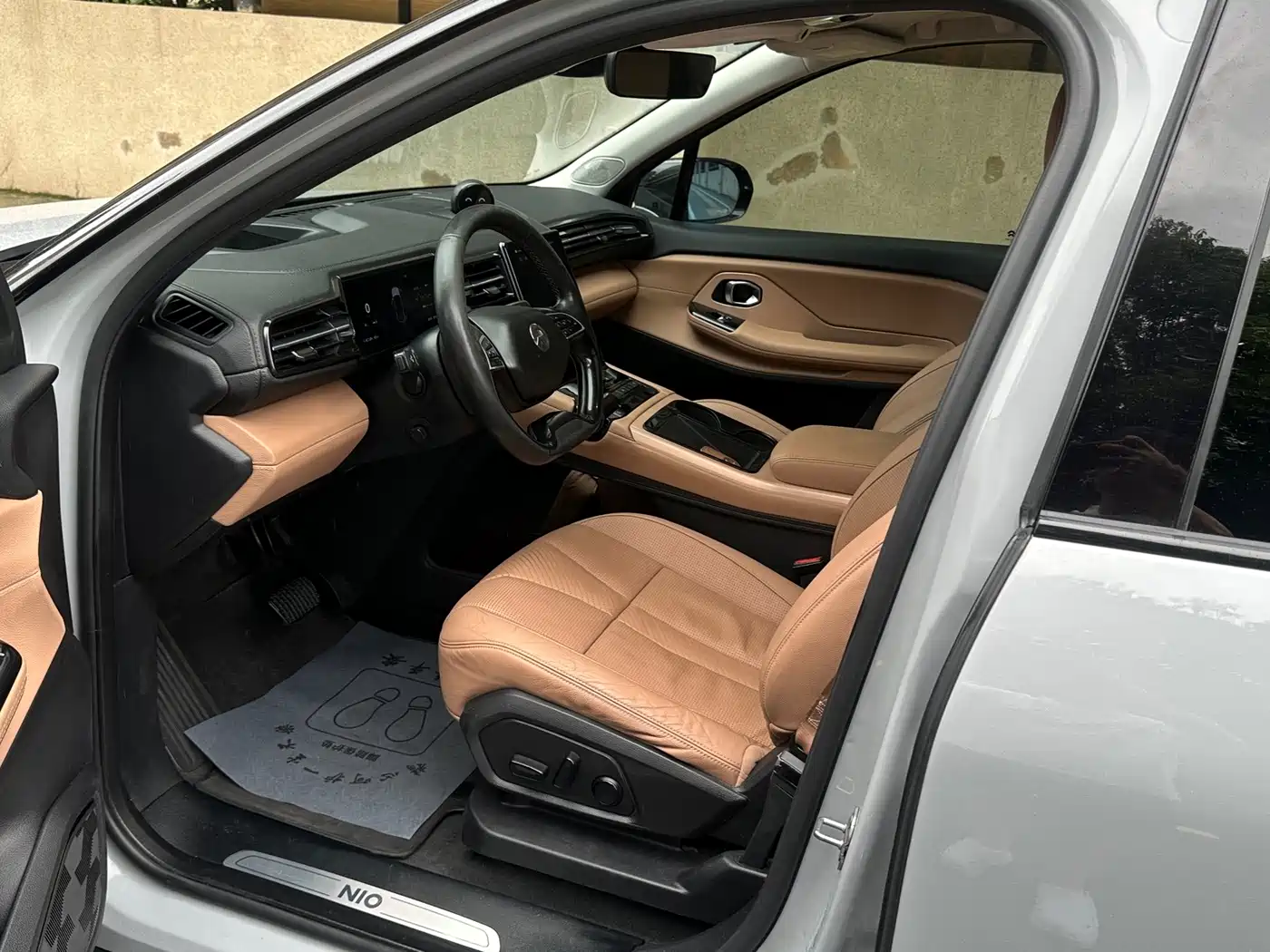 NIO ES8 2019 2018 355KM Standard 6-Seater