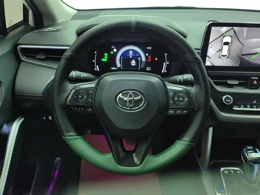 Toyota Corolla Cross 2023 Hybrid 2.0L Pioneer Edition фото 15