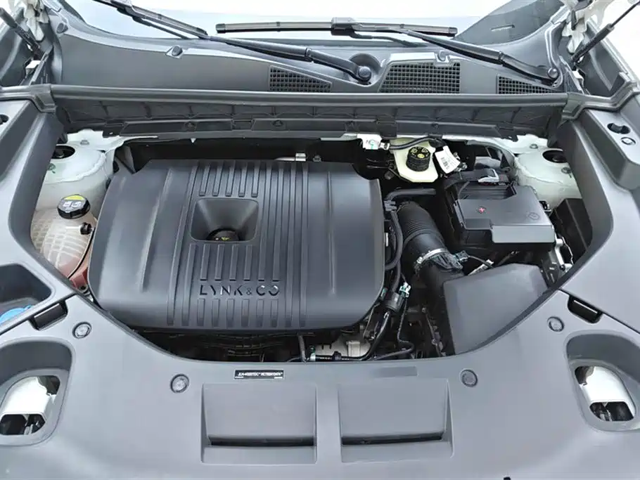 Lynk & Co 01 2023 2.0TD 2WD Pro фото 10