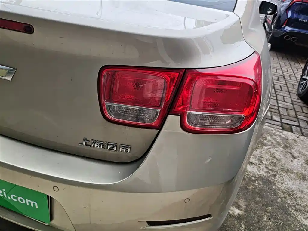 Chevrolet Malibu 2014 2.0L Automatic Comfort фото 8