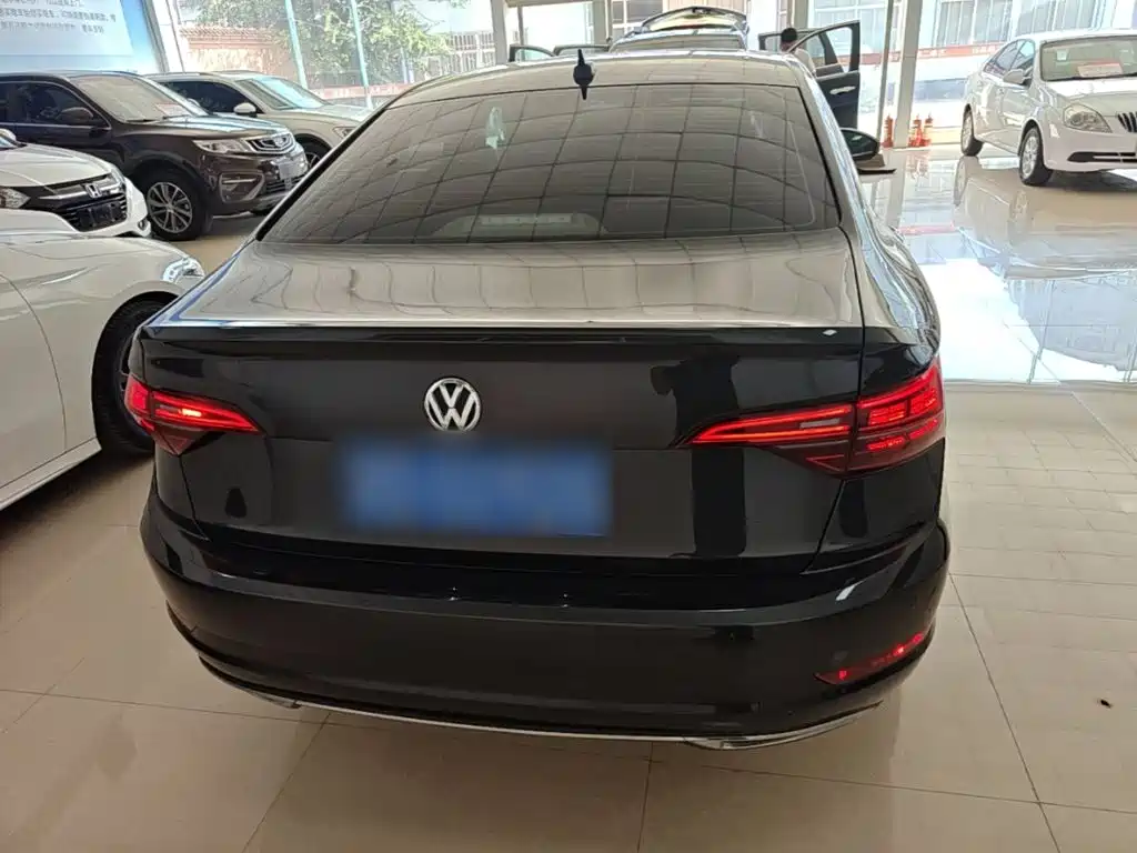 Volkswagen Sagitar, миниатюра 6