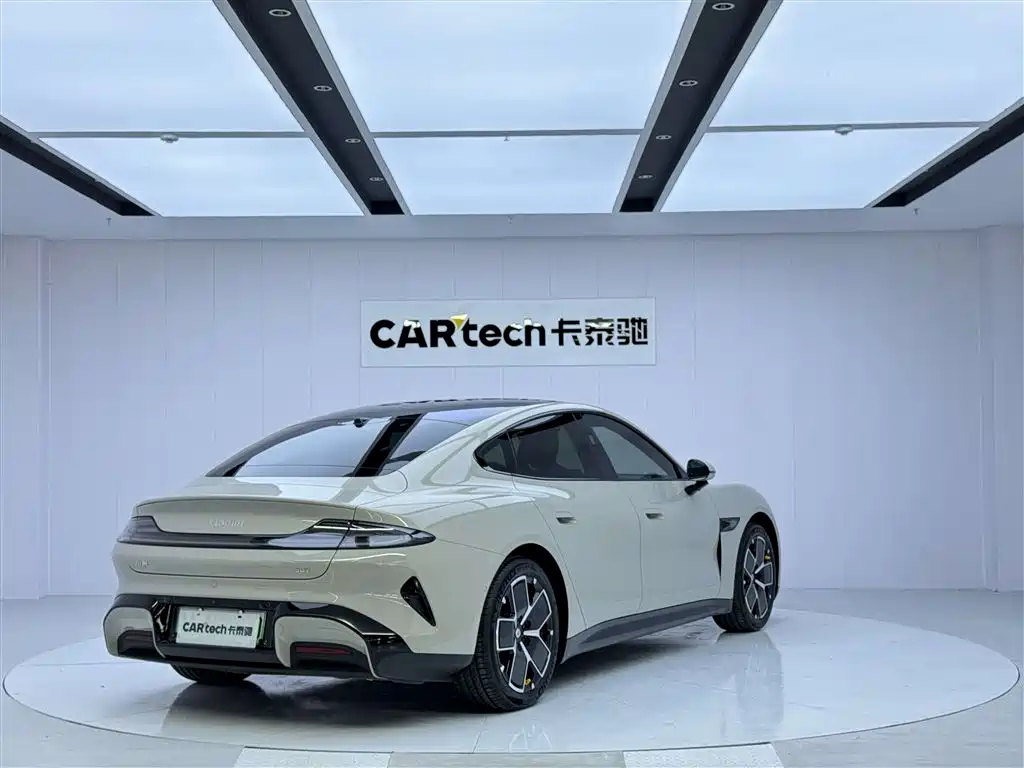 XIAOMI CAR XIAOMI SU7