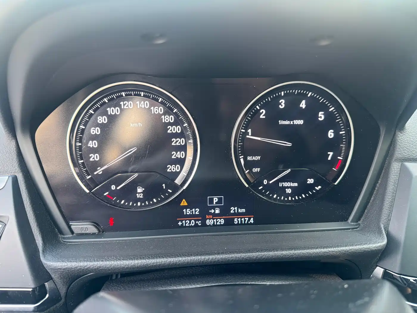 BMW 1 Series 2018 118i Sport Edition фото 14