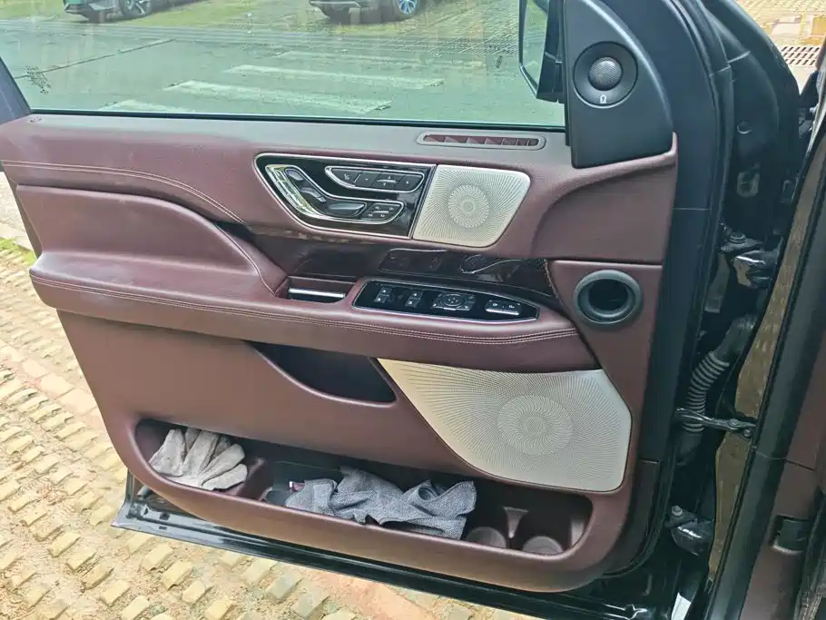 Lincoln Navigator 2022 2020 3.5T Long Wheelbase Presidential Edition