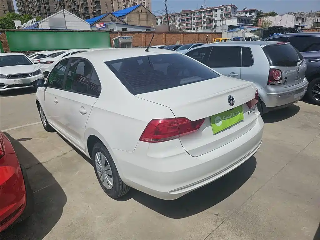 Volkswagen Santana 2016 1.6L Manual Trend Edition фото 5