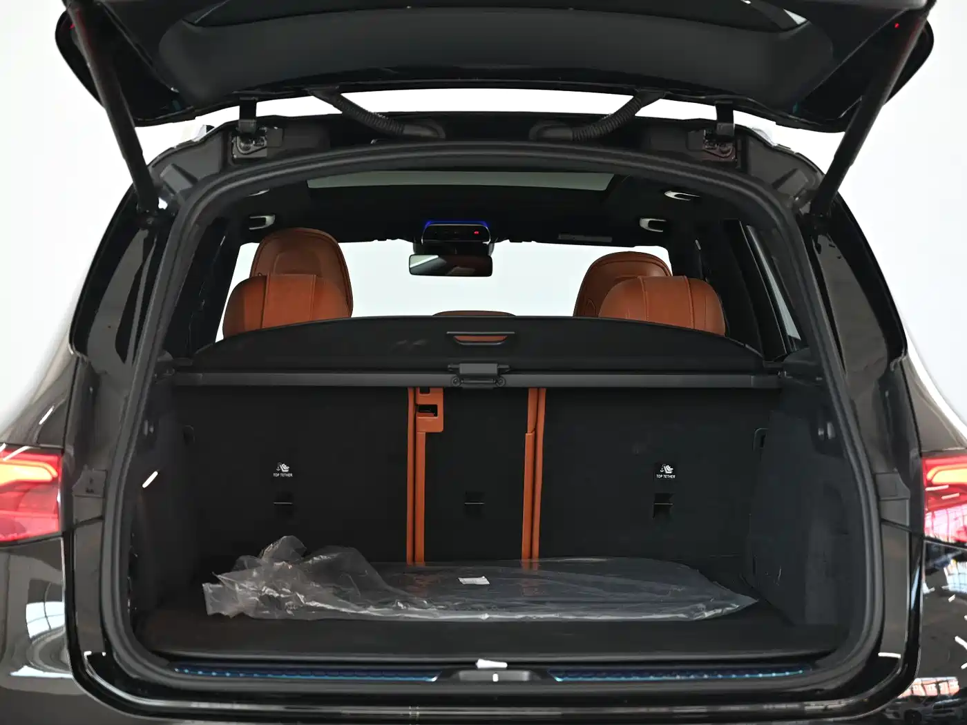 Mercedes-Benz GLC 2023 Facelift GLC 300 L 4MATIC Sport 5-Seater фото 30