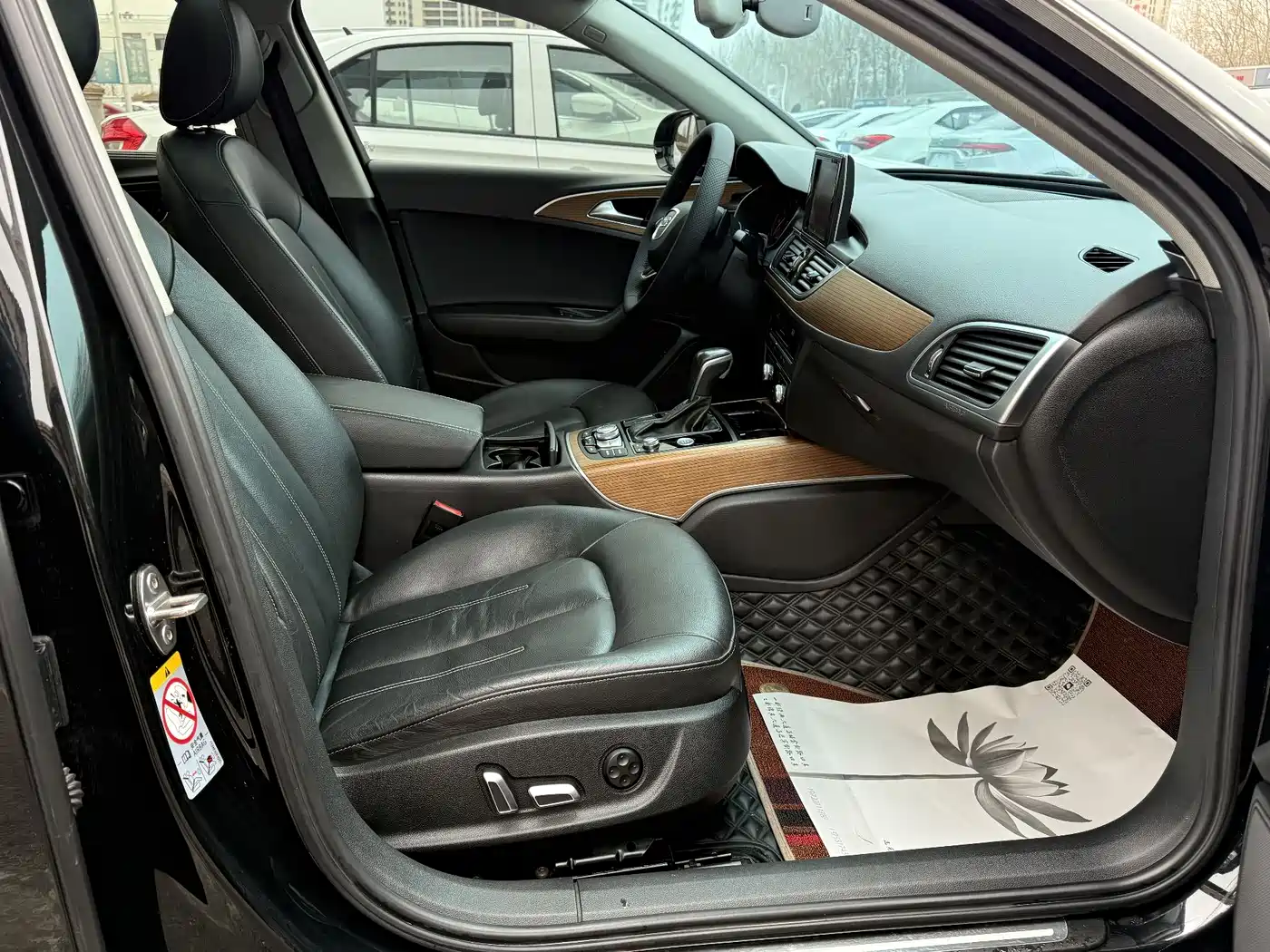 Audi A6L 2018 30th Anniversary 30 FSI Style фото 18