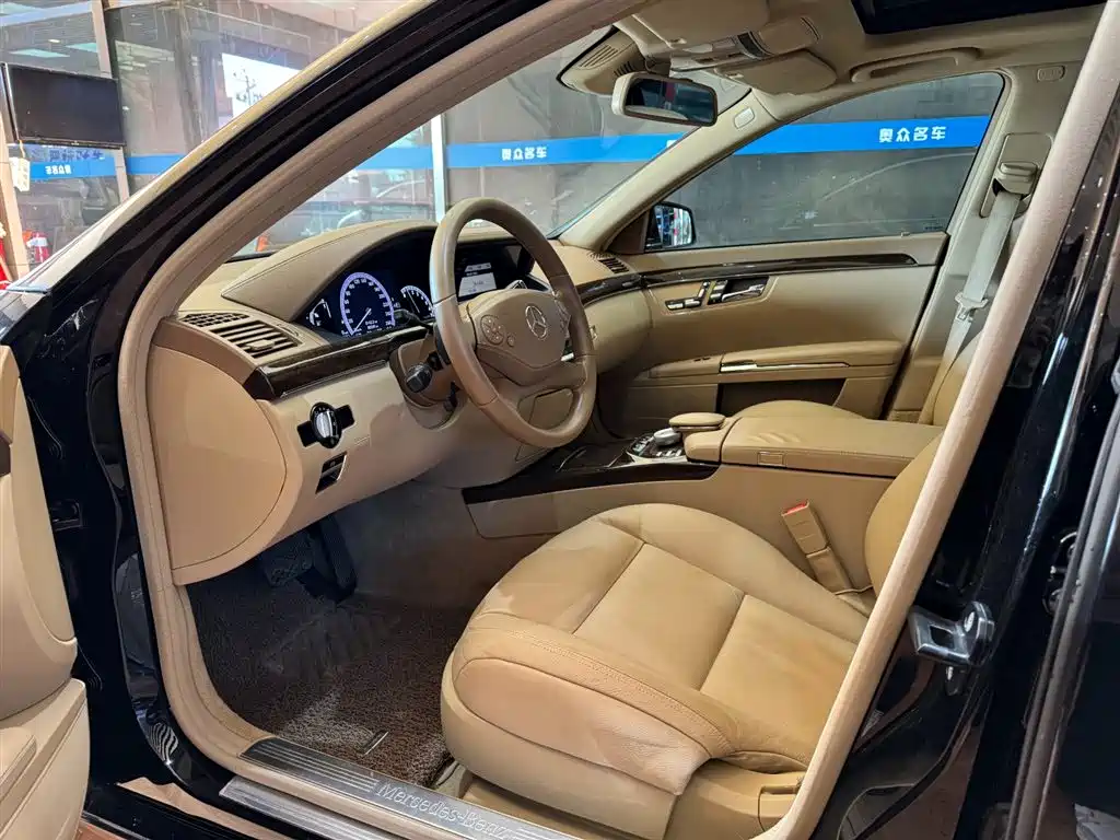 Mercedes-Benz S-Class 2012 S 300 L Premium Grand Edition фото 9