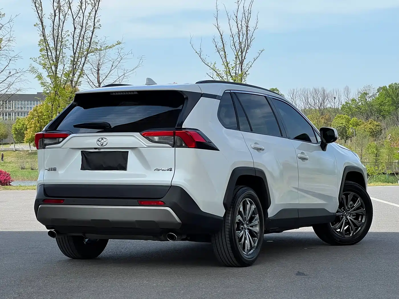 Toyota RAV4 Rongfang 2023 2.0L CVT FWD Style Plus Edition фото 21